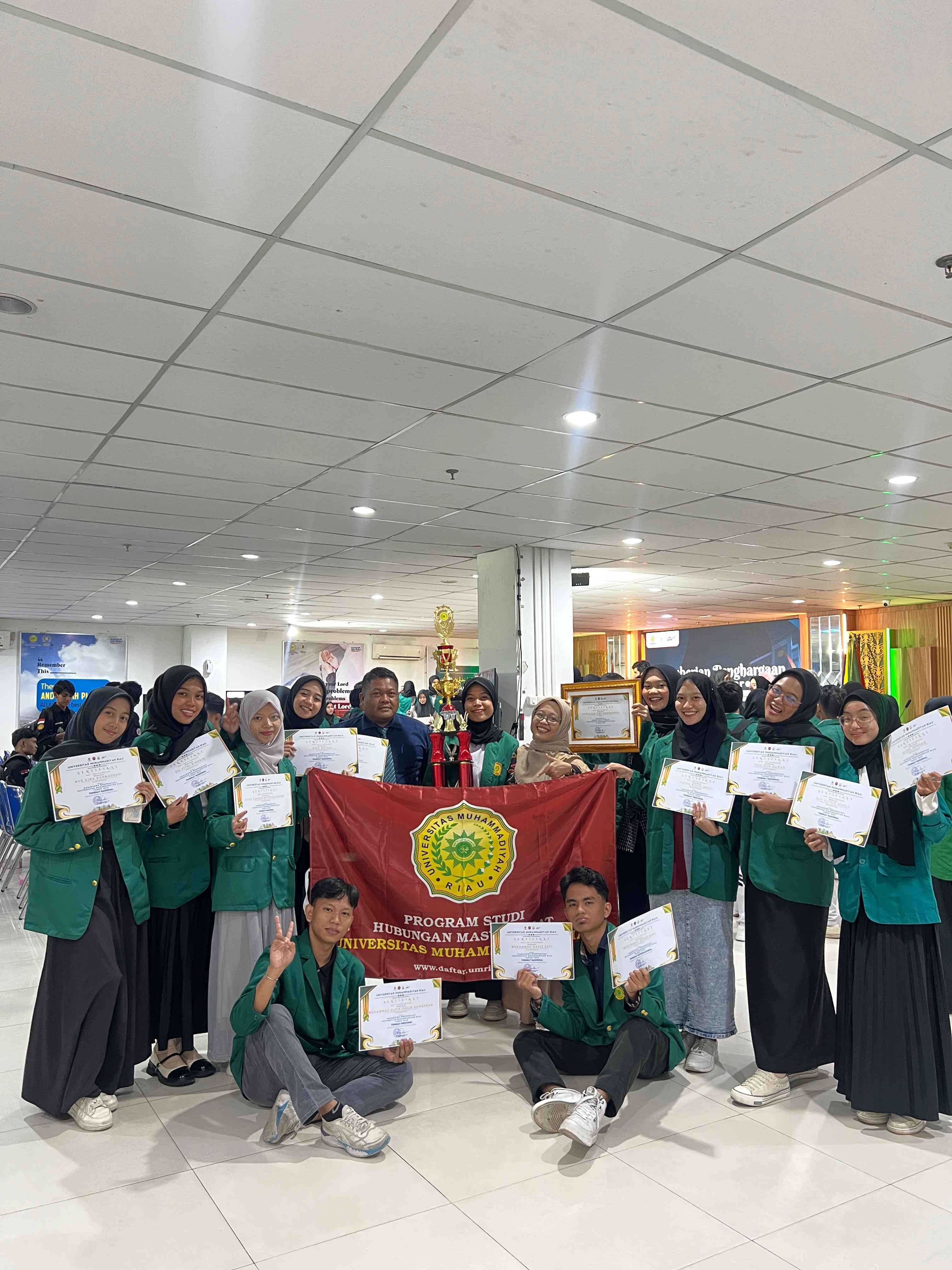 Raih Ranking 1, Fikom Dominasi Prestasi UMRI