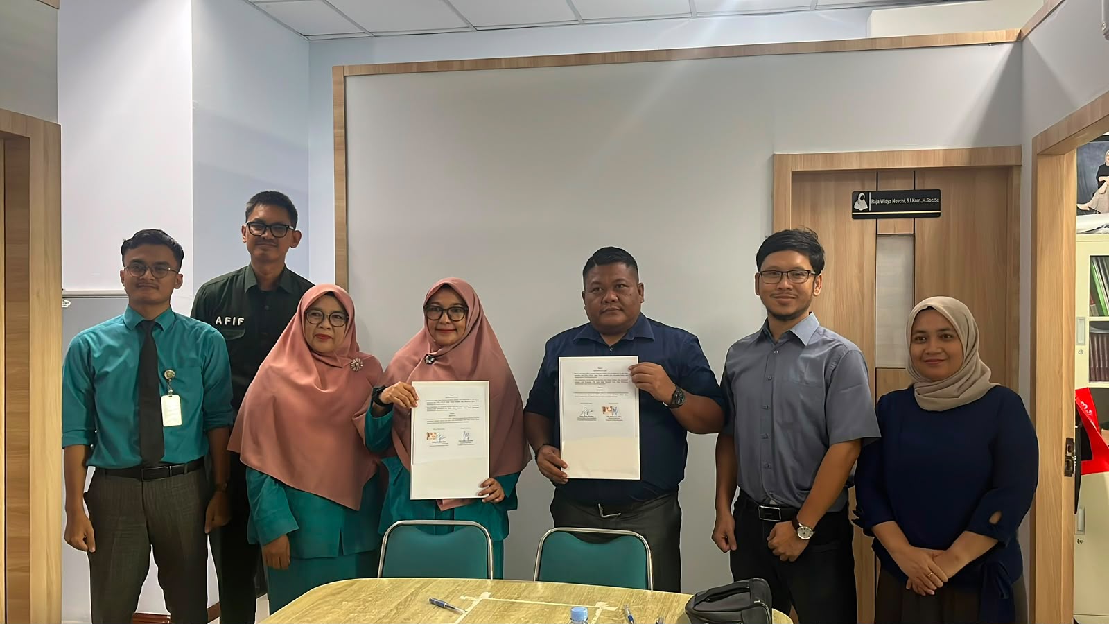 Penandatanganan Momerandum of Agreement (MOA) antara Fakultas Ilmu Komunikasi Universitas Muhammadiyah RIAU dengan Yayasan As-Shofa   